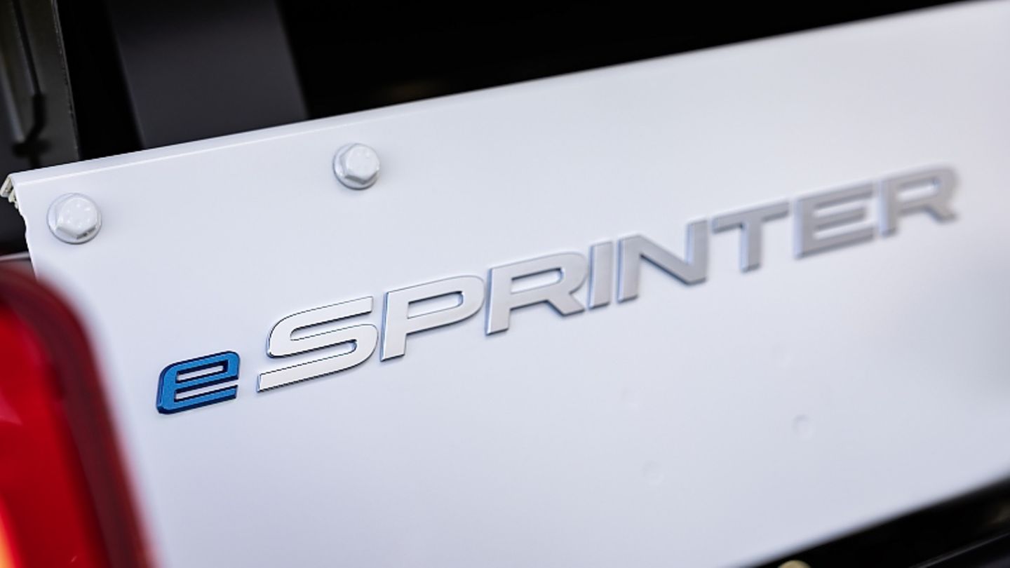Mercedes eSprinter 2024