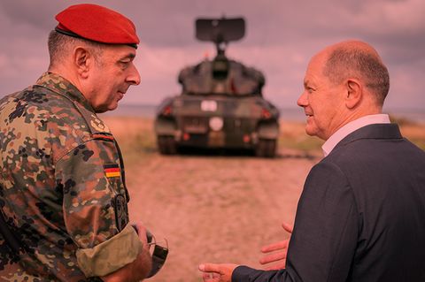 Scholz besucht Ausbildung ukrainischer Soldaten