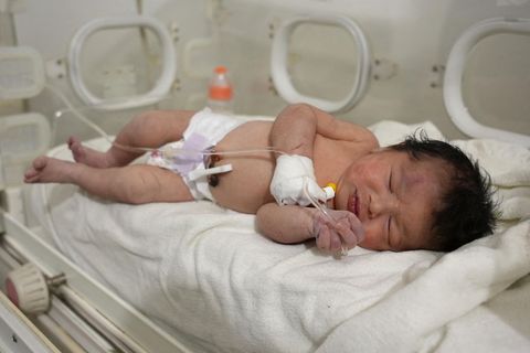 Baby Syrien Nabelschnur