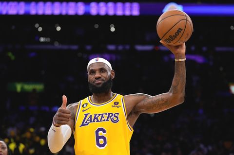 LeBron James nach seinem Treffer, mit dem er den Punkterekord in der NBA gebrochen hat