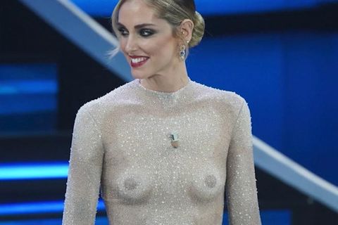 Chiara Ferragni nackt auf der Bühne – diese Botschaft steckt dahinter