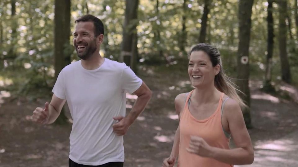 Schon fünfzehn Minuten Sport am Tag können mehr bringen, als Sie vielleicht denken. Diese fünf Dinge verändern Ihr Leben. Schon fünfzehn Minuten Sport am Tag können mehr bringen, als Sie vielleicht denken. Diese fünf Dinge verändern Ihr Leben.
