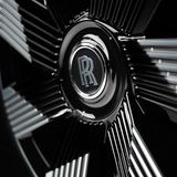 Die Ingenieure von Rolls-Royce haben nach eigenen Angaben über 1500 Stunden mit der Optimierung der Fahrzeugbremsen verbracht