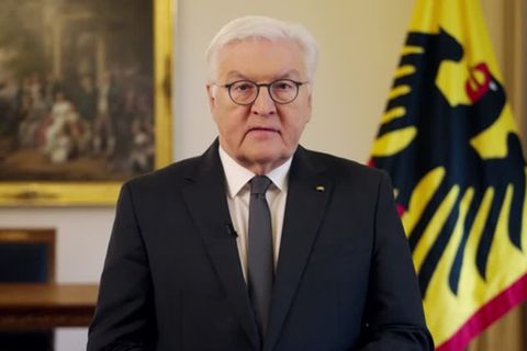 Video: Steinmeier - Euer Schmerz ist unser Schmerz