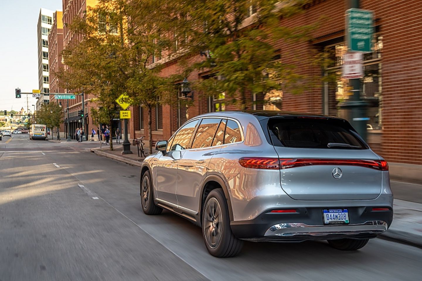 Mercedes EQS 450 SUV 4matic