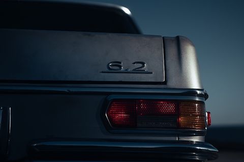 Incon_Mercedes_300_SEL-3.jpg