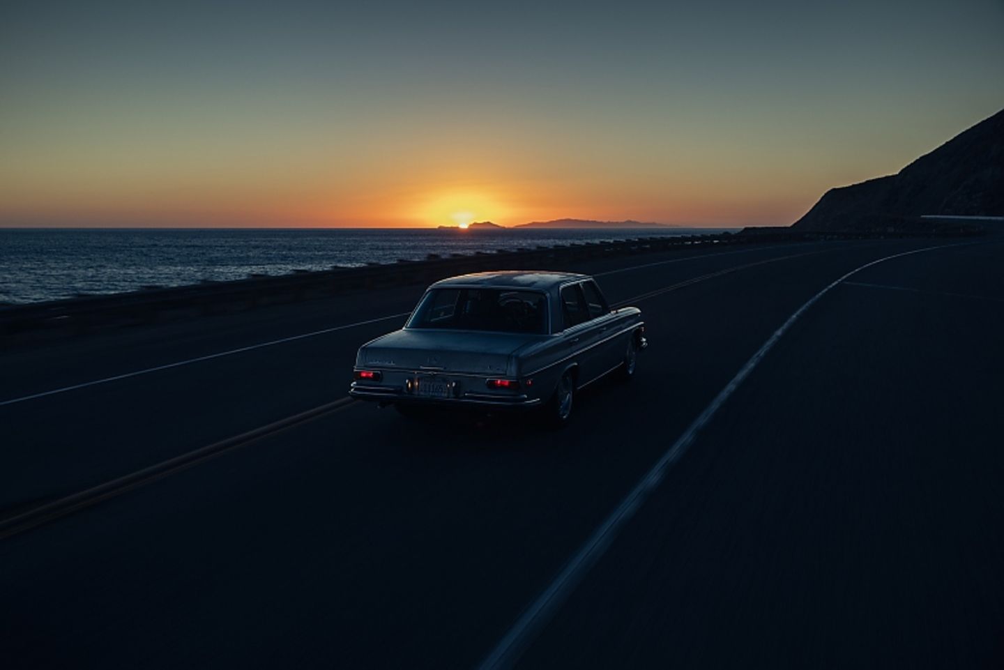 Icon Mercedes 300 SEL 6.2 Derelict