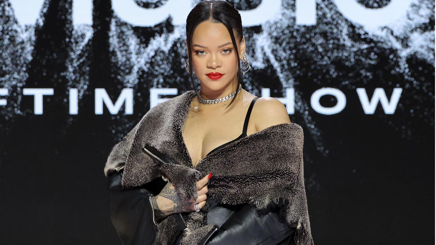 Glamour-Mama: Rihanna zeigt s&uuml;&szlig;e Babyfotos vom Vogue-Shooting