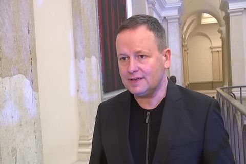 Video: Stimmen zur Wahl in Berlin