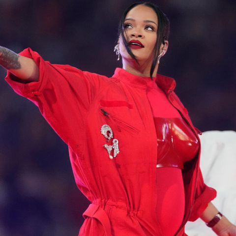 Superstar Rihanna während ihrer Halbzeitshow 