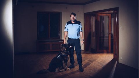 Jochen Gihr arbeitet schon seit 31 Jahren als Hundetrainer. Fünf Diensthunde hatte er in seiner Karriere schon