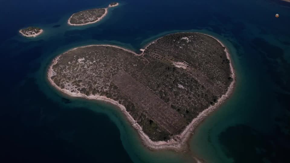 Video: Kein Hotel, keine Bar: Dennoch ein Herz für die Insel? Video: Kein Hotel, keine Bar: Dennoch ein Herz für die Insel?