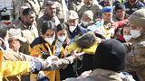 Der sechsjährige Hivay wird ebenfalls 178 Stunden nach der Katastrophe in der Provinz Adiyaman aus den Trümmern eines eingestürzten Hauses befreit