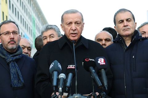 "Seit 20 Jahren unvorbereitet" – Opposition gibt Erdogan Mitschuld an Erdbeben-Folgen