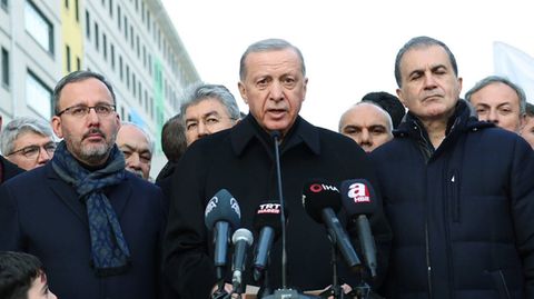 "Seit 20 Jahren unvorbereitet" – Opposition gibt Erdogan Mitschuld an Erdbeben-Folgen