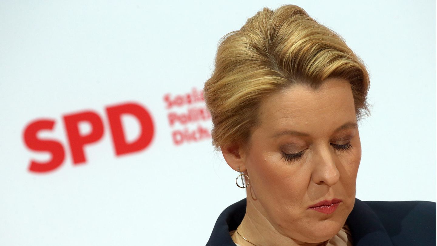 Franziska Giffey, Regierende Bürgermeisterin von Berlin, bei einer Pressekonferenz nach der Berlin-Wahl