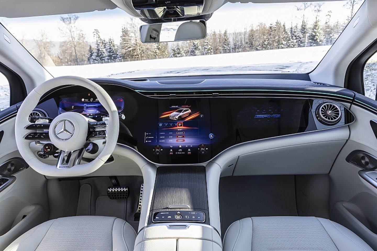 Mercedes AMG EQE 53
