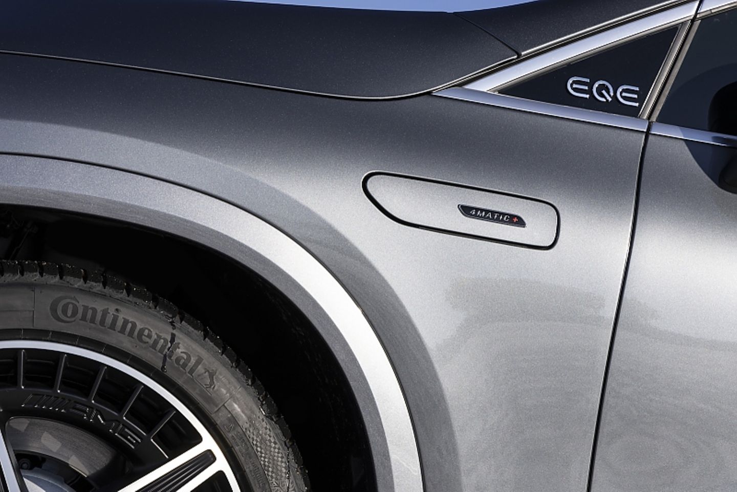 Mercedes AMG EQE 53