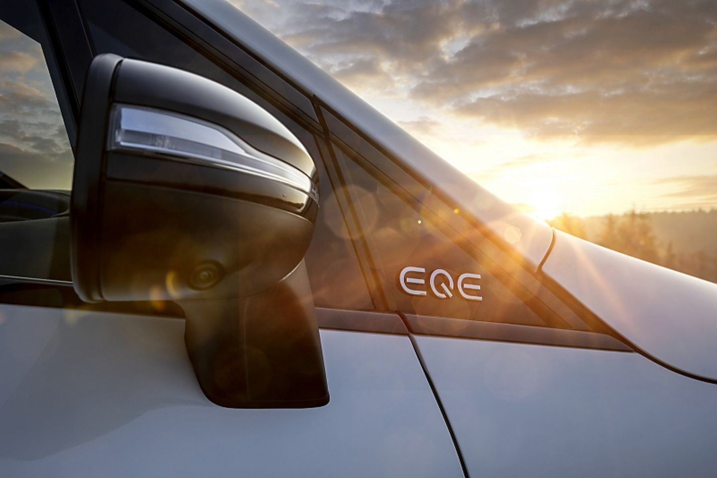 Mercedes EQE 500