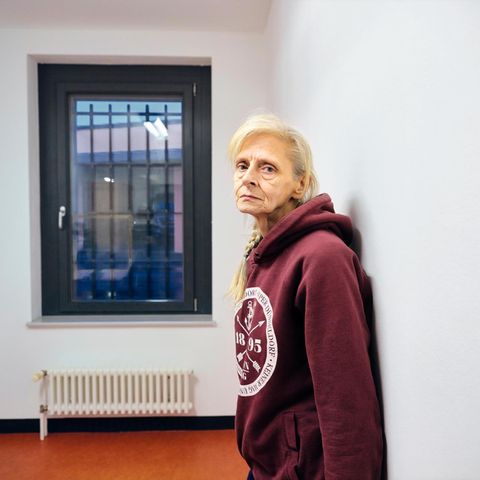 Gisa März, 56, wurde in Düsseldorf ohne Fahrschein erwischt, im November landete sie wegen des Schwarzfahrens in der Justizvollzugsanstalt Willich II
