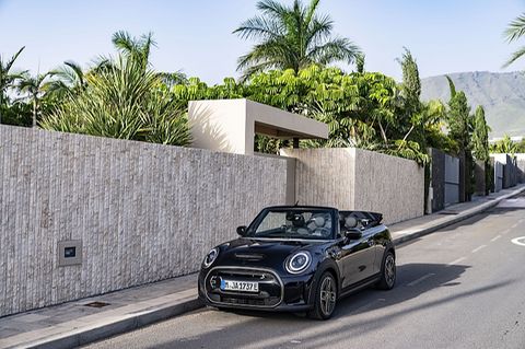 Mini Cooper SE Cabrio 2023
