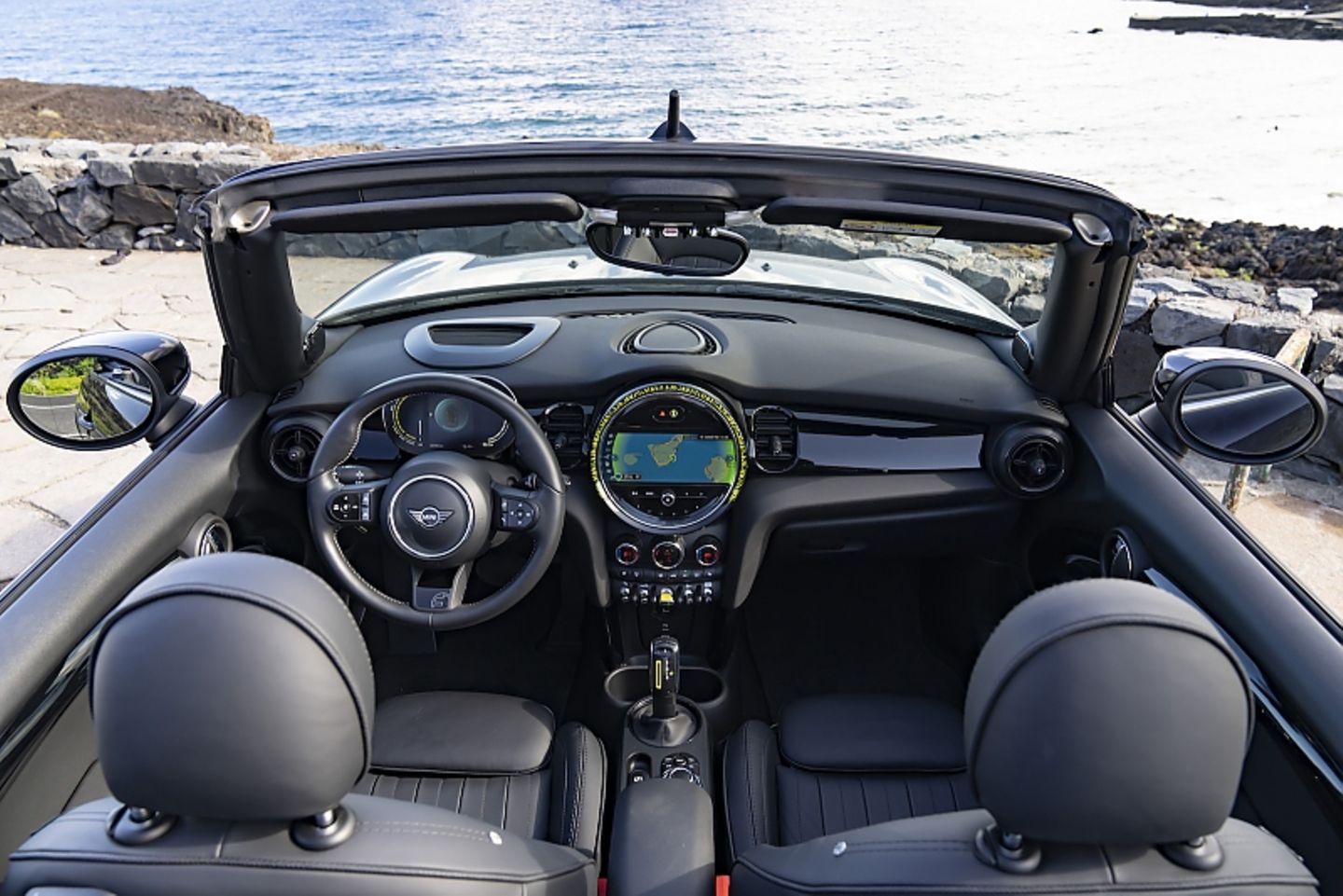 Mini Cooper SE Cabrio 2023