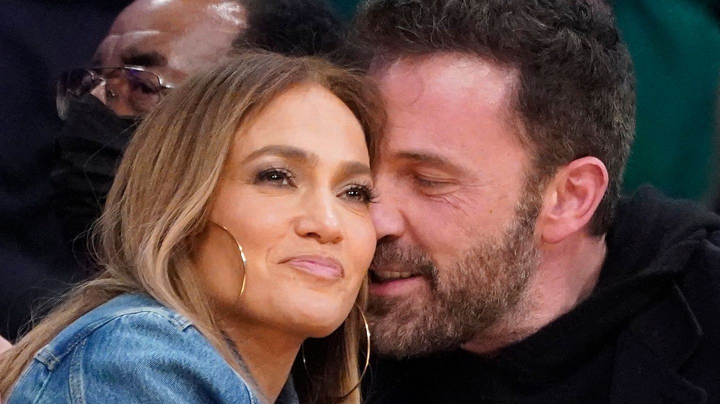 Jennifer Lopez and Ben Affleck get partner tattoos