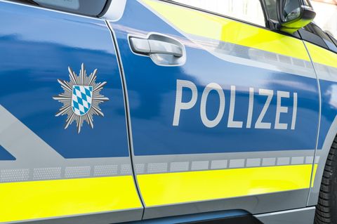 Ein Polizeiauto als Symbolfoto für ein Fall bei Aktenzeichen XY
