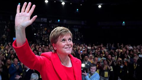 Nicola Sturgeon, Erste Ministerin Schottlands