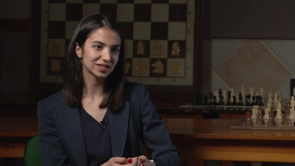 Sara Khadem: Iranische Schachspielerin spielt weiter ohne Hidschab