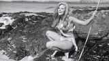 Der Fantasyfilm, in dem Steinzeitmenschen, Dinosaurier und andere Kreaturen miteinander kämpfen, traf sicher nicht den Geschmack jedes Kritikers. Für Raquel Welch als Fell-Bikini-Mädchen "Loana" bedeutete er aber den ganz großen Durchbruch.