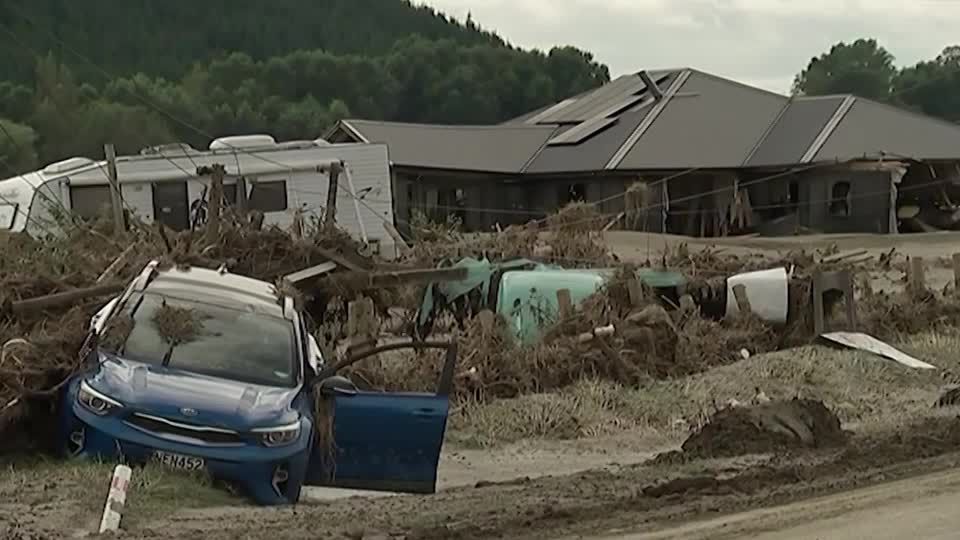 Video: Neuseeland: Zahl der Todesopfer nach Tropensturm gestiegen