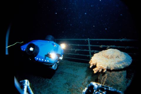 Bisher unveröffentlichte Filmaufnahmen zeigen Titanic bei Erstentdeckung