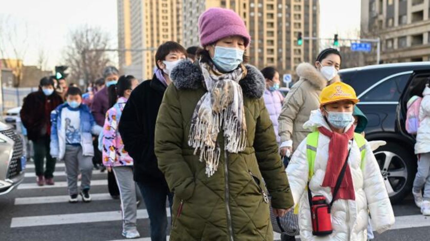 China Verkündet "Sieg" über Corona - Unabhängige Experten Haben Zweifel ...