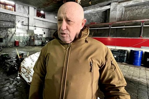 Jewgeni Prigoschin belieferte lange Jahre die Küchen des Kremls und hat sich damit den Spitznamen Putins Koch verdient 
