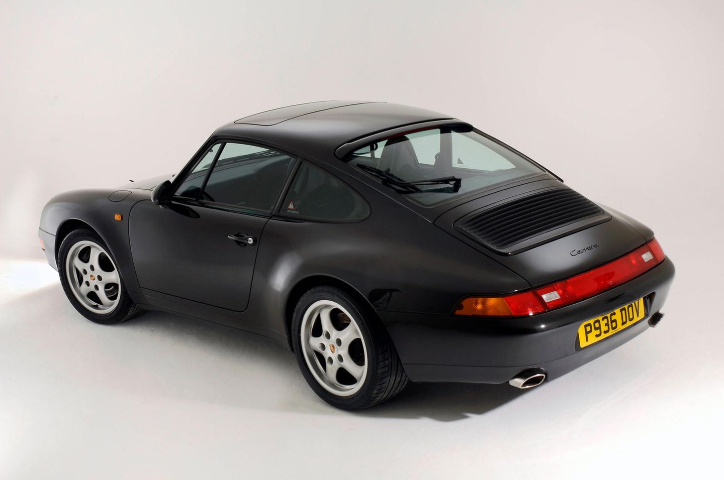 Ein neuer Klassiker: Der Porsche 911 in der Baureihe 993 rollte ab 1993 vom Band.