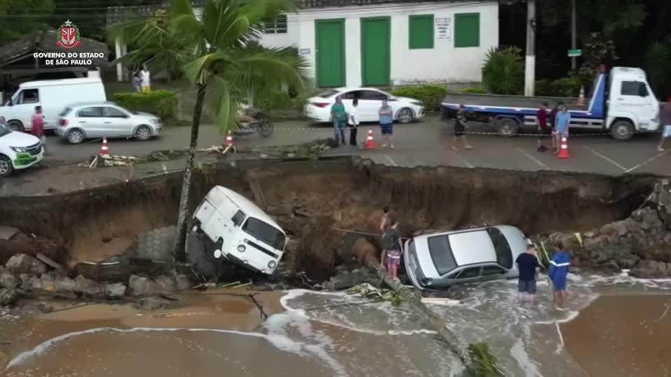 Video: Unwetter fordert zahlreiche Tote in Brasilien