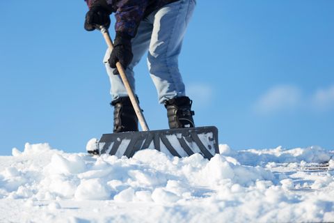 Hilfe beim Schnee schippen wollte eine Seniorin nicht