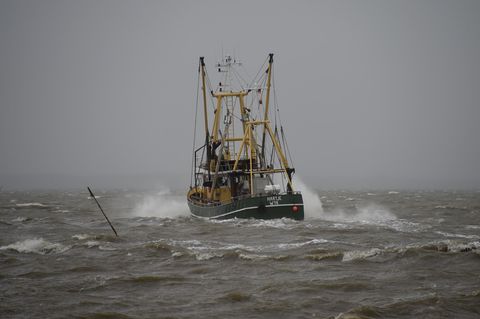 Ein Kutter vor Dagebüll. Seefahrer müssen bald auf den Seewetterbericht im Deutschlandfunk verzichten.