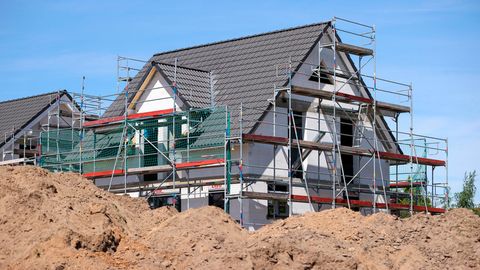 Die KfW fördert energiesparende Neubauten 