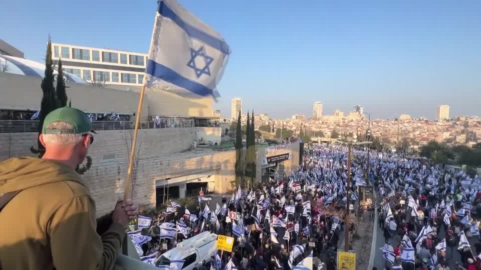 Video: Israel beschließt umstrittenes Gesetz zur Justiz-Reform