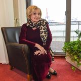 2004 zog Nadja Tiller zusammen mit ihrem Walter in das direkt an der Elbe in Hamburg gelegene Seniorenstift Augustinum. Dort verstarb Tiller in der Nacht vom 20. auf den 21. Februar 2023 im Alter von 93 Jahren. Sie überlebte ihren Ehemann um elf Jahre und drei Monate.