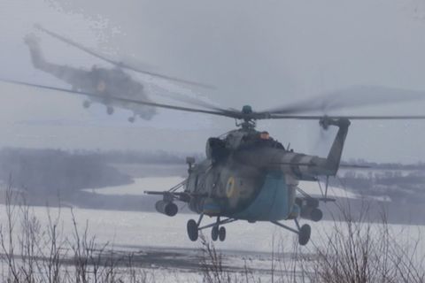 Video zeigt riskanten Helikopter-Einsatz nahe Bachmut