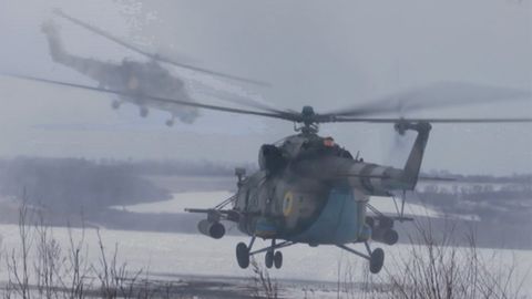 Video zeigt riskanten Helikopter-Einsatz nahe Bachmut