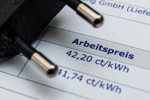 Strompreis: Tarife der Grundversorger sind wieder teurer als die alternativer Stromanbieter