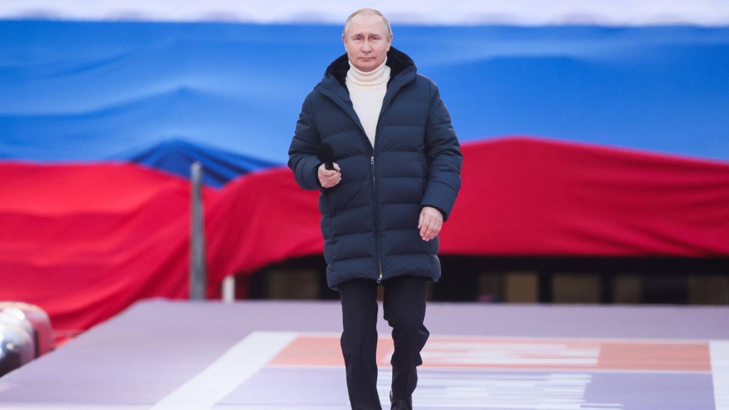 Feier in Moskau: Mega-Show für Putin – wie 200.000 Zuschauer aufgetrieben werden
