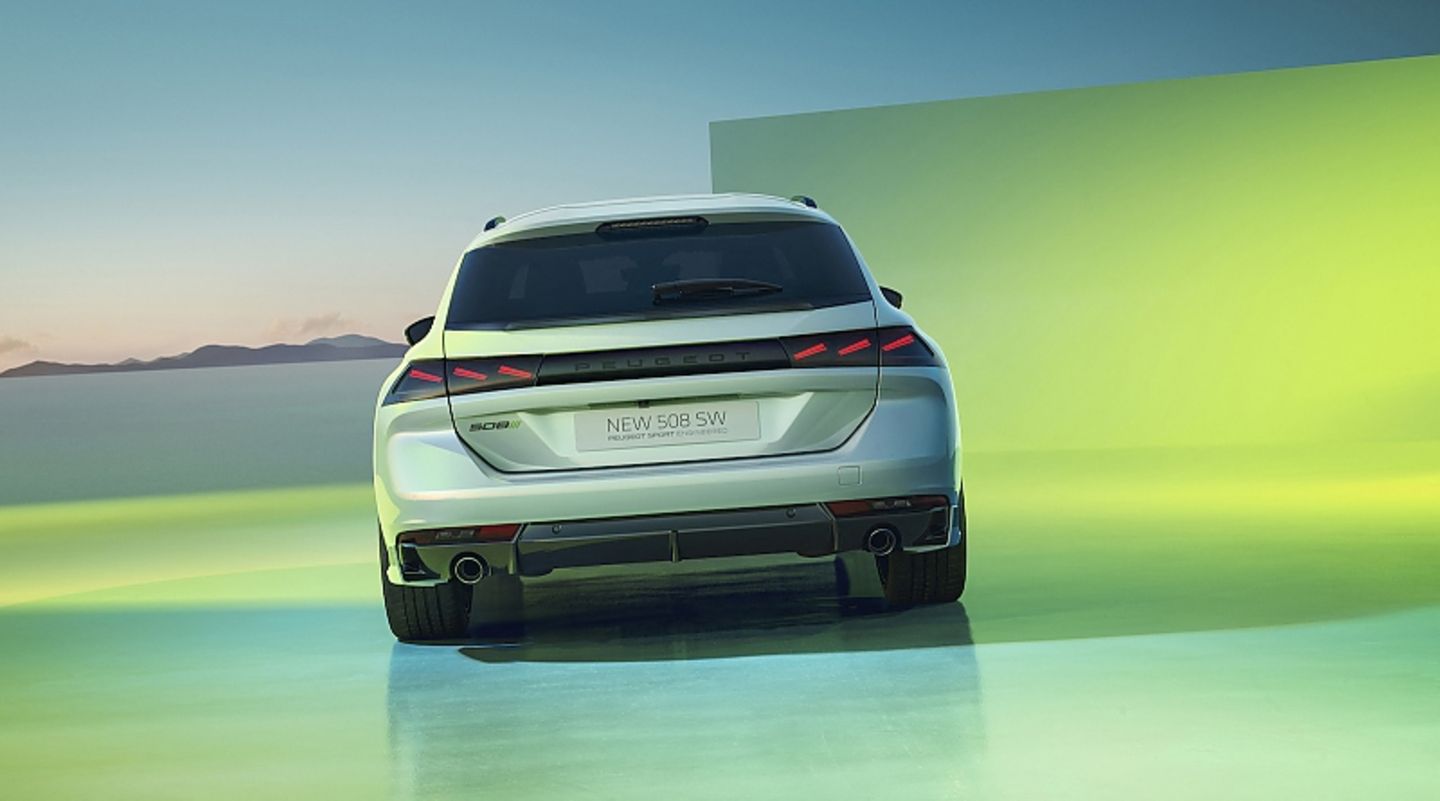 Peugeot 508 PHEV 2024