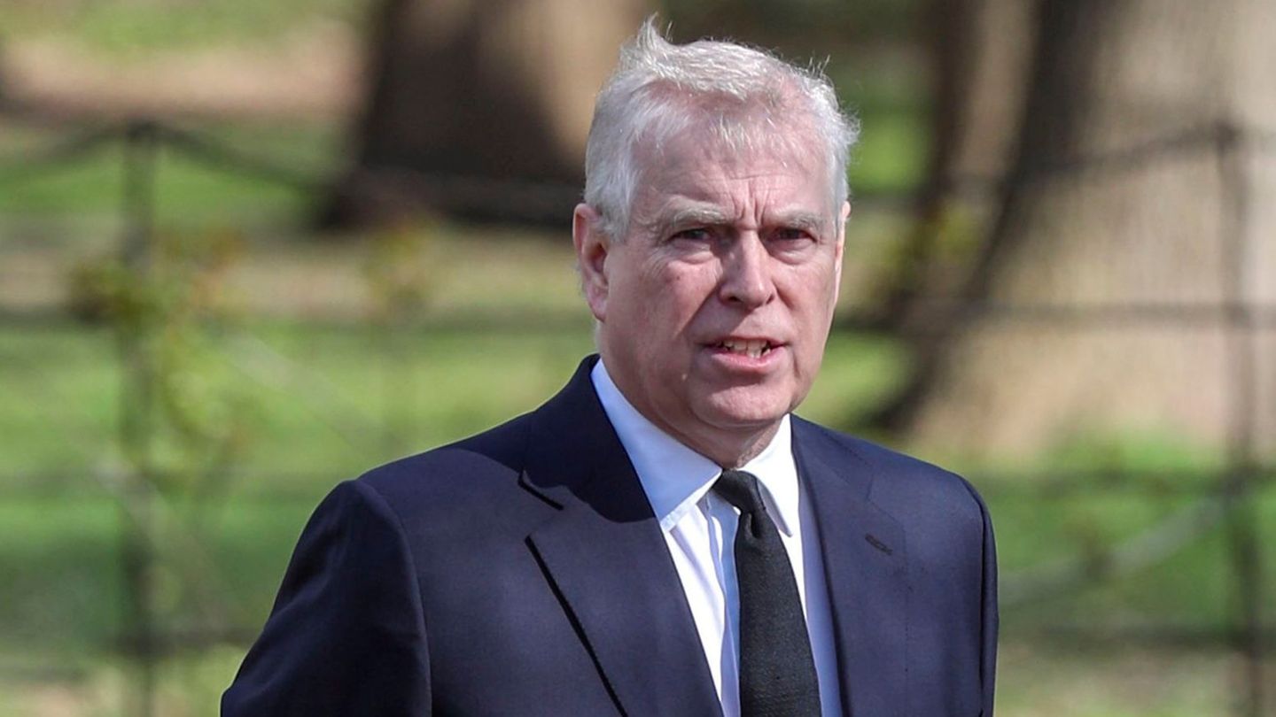Prince Andrew is said to be insisting on a cheap lease and wants to stay at the Royal Lodge