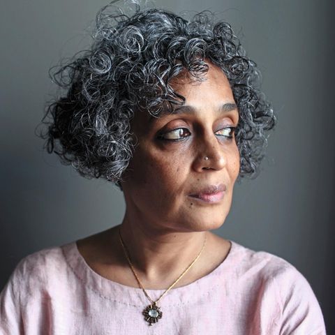 Die Autorin Arundhati Roy