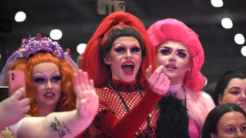 Mehrere Dragqueens, hier bei einer Convention in London